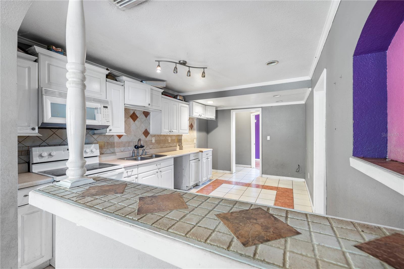 Image 8 of 50 For 37406 Vista Drive