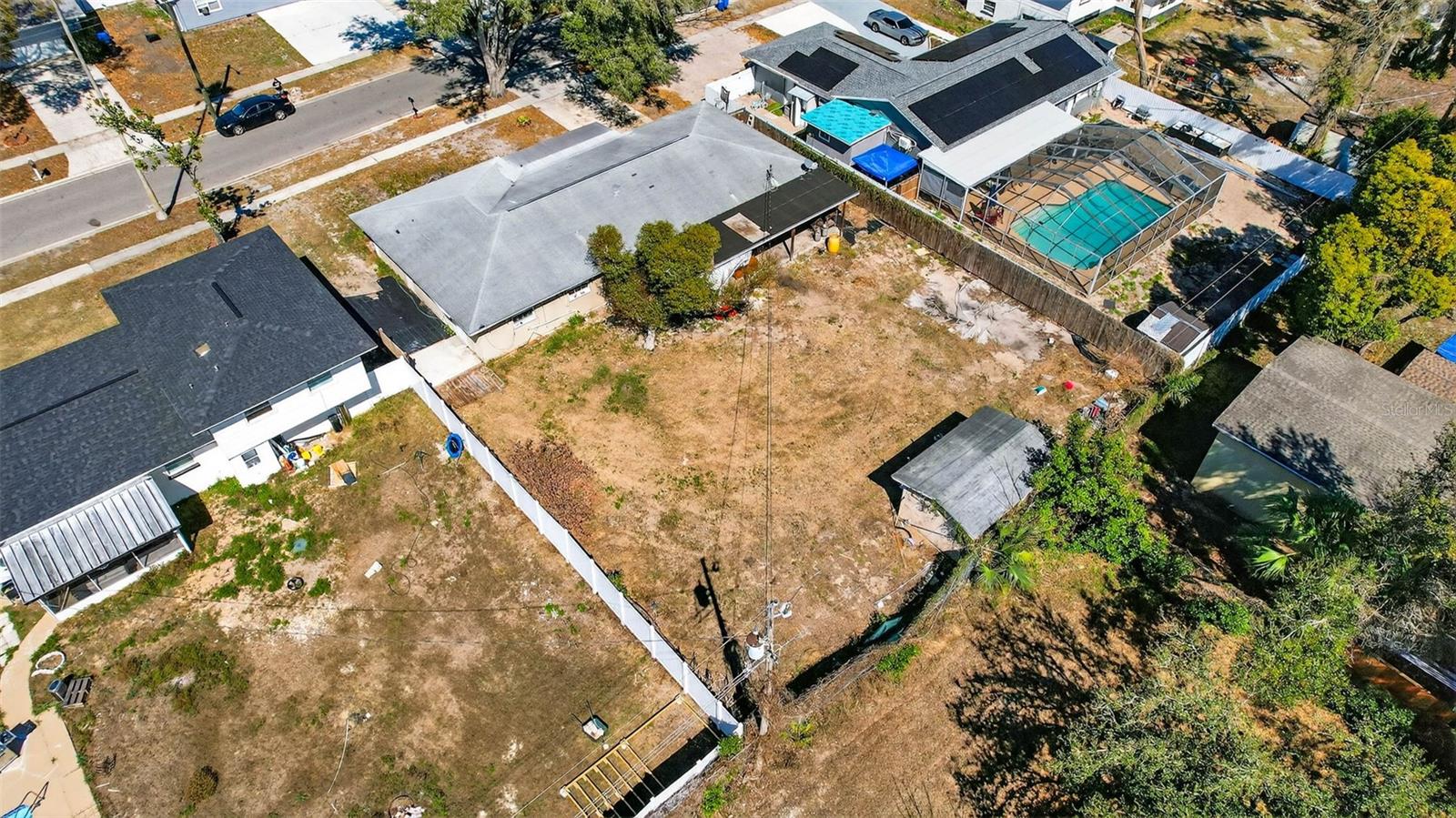 Image 36 of 38 For 527 Julie Lane