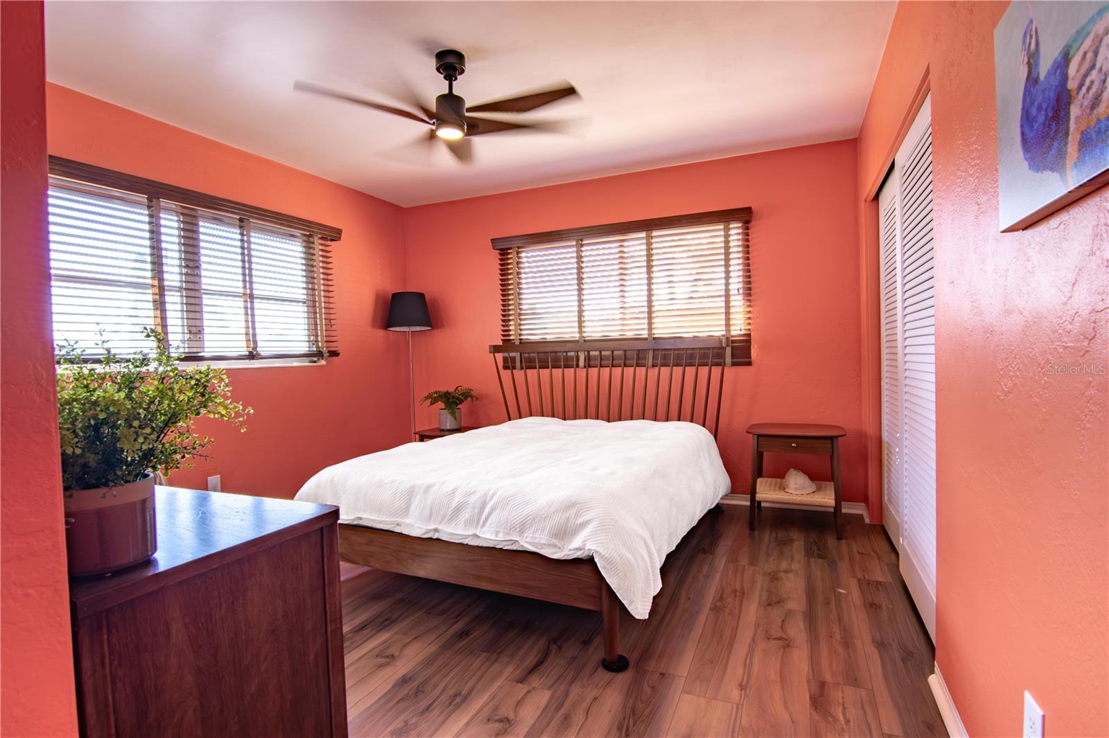 Image 24 of 32 For 1129 39th Avenue Ne