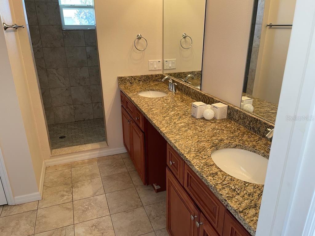 Image 19 of 29 For 1827 Sommarie Way