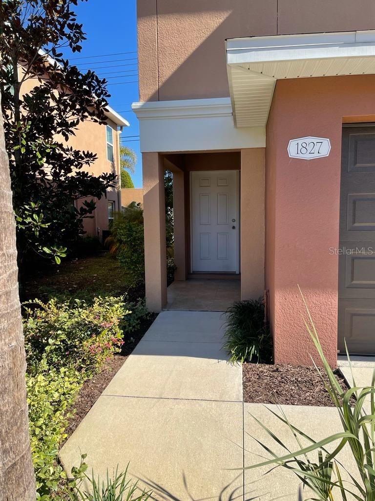 Image 2 of 29 For 1827 Sommarie Way