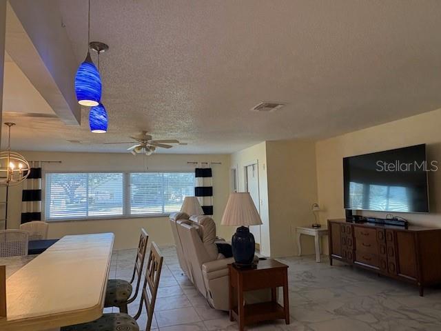 Image 20 of 44 For 326 Grayston Place 125