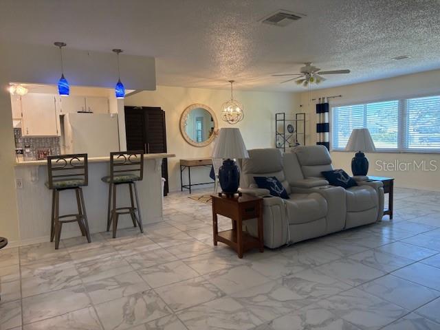 Image 23 of 44 For 326 Grayston Place 125