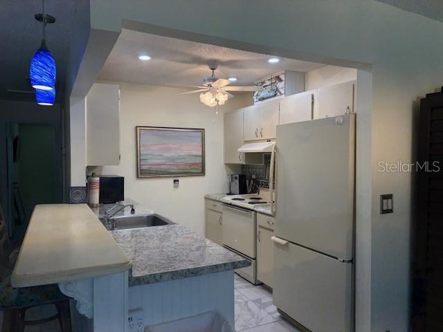 Image 25 of 44 For 326 Grayston Place 125