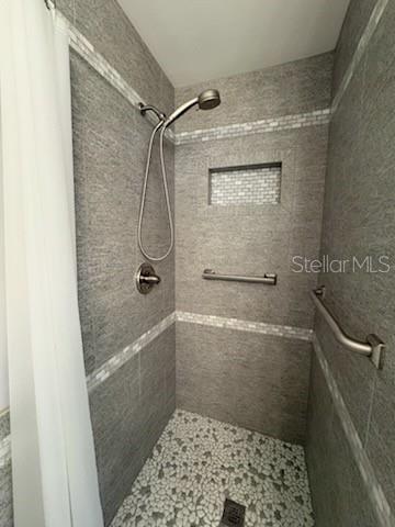 Image 33 of 44 For 326 Grayston Place 125