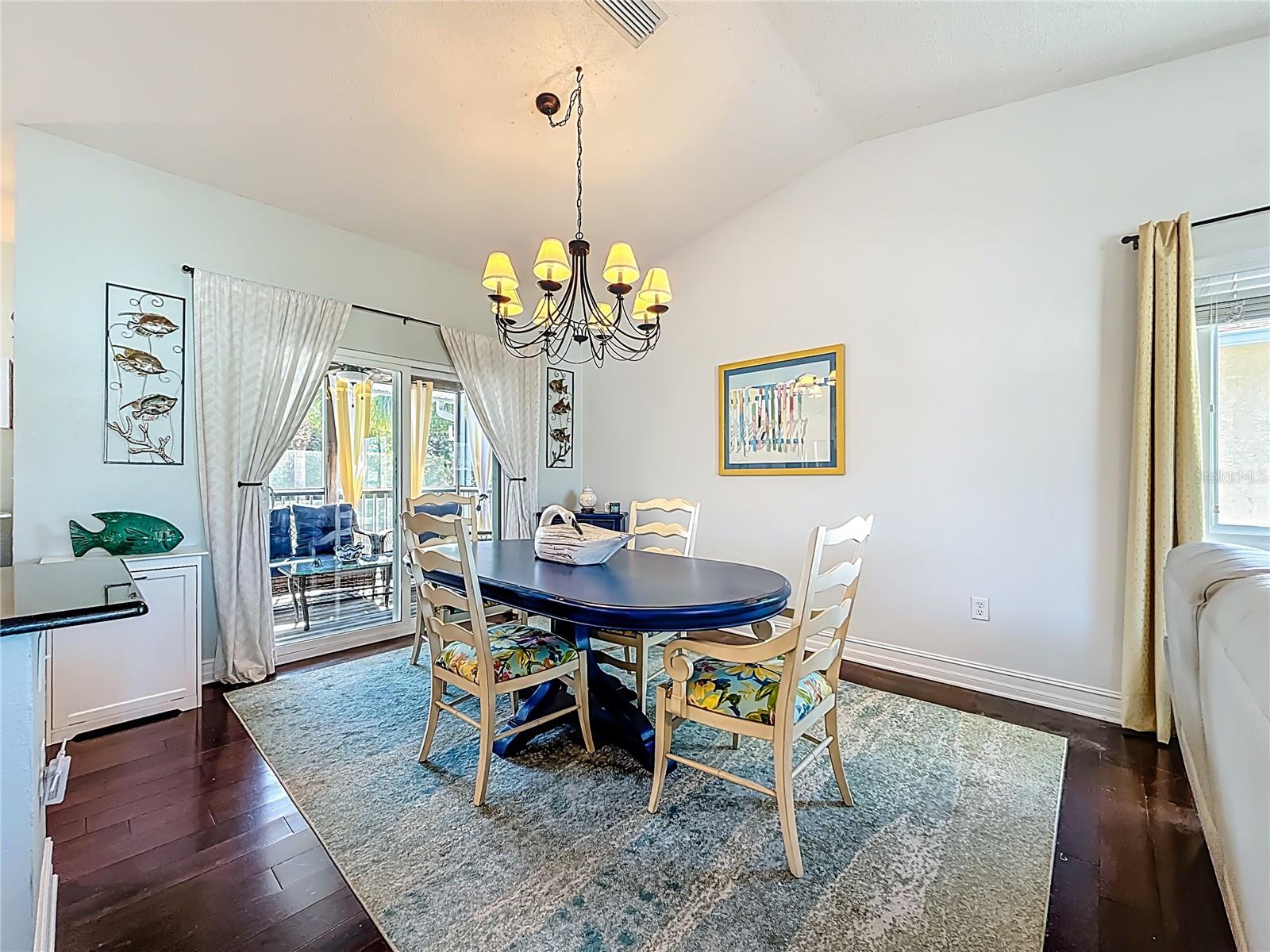 Image 17 of 70 For 510 72nd Avenue