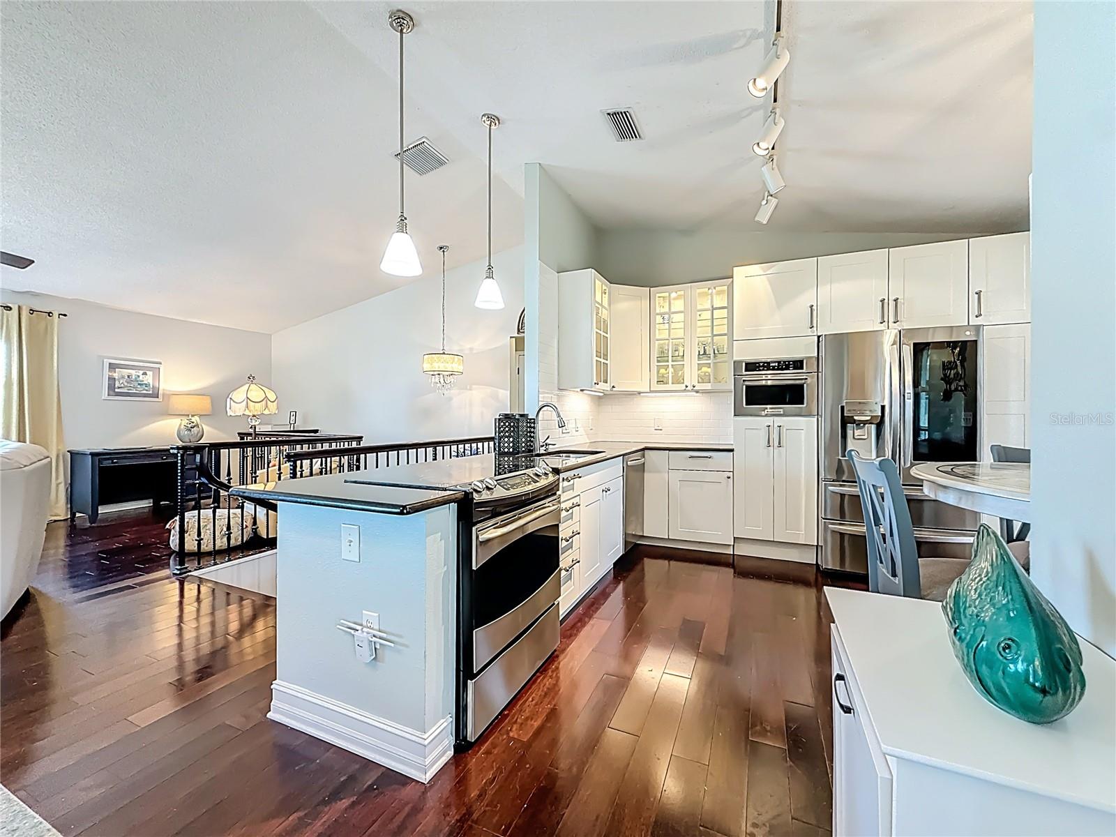 Image 24 of 70 For 510 72nd Avenue