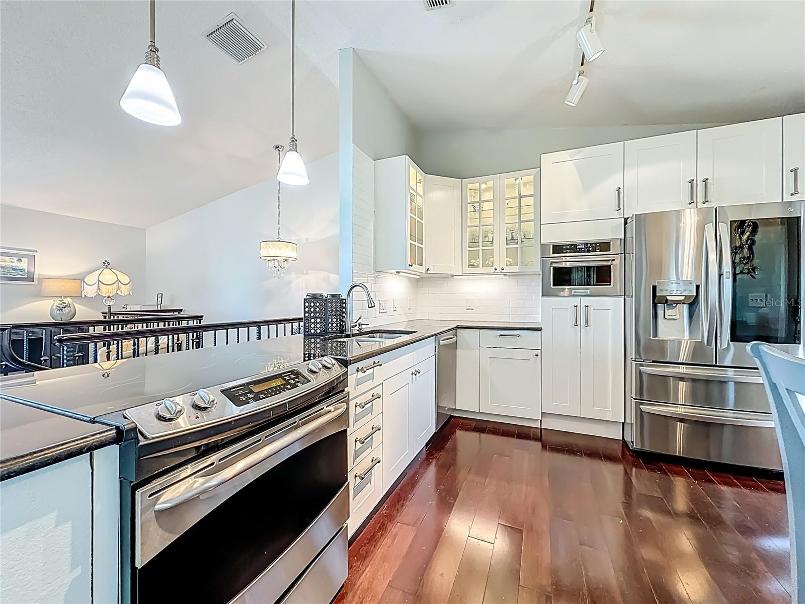 Image 25 of 70 For 510 72nd Avenue