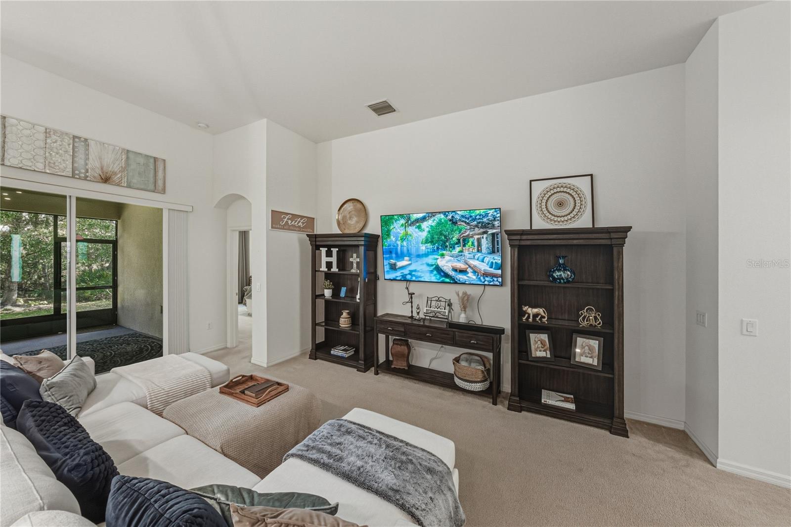 Image 13 of 75 For 6414 Doe Path Court