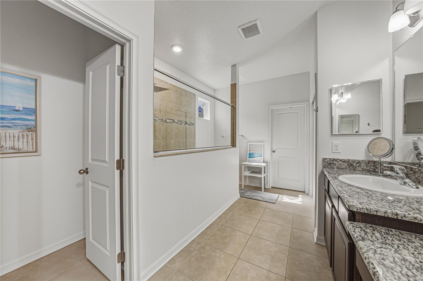 Image 40 of 75 For 6414 Doe Path Court