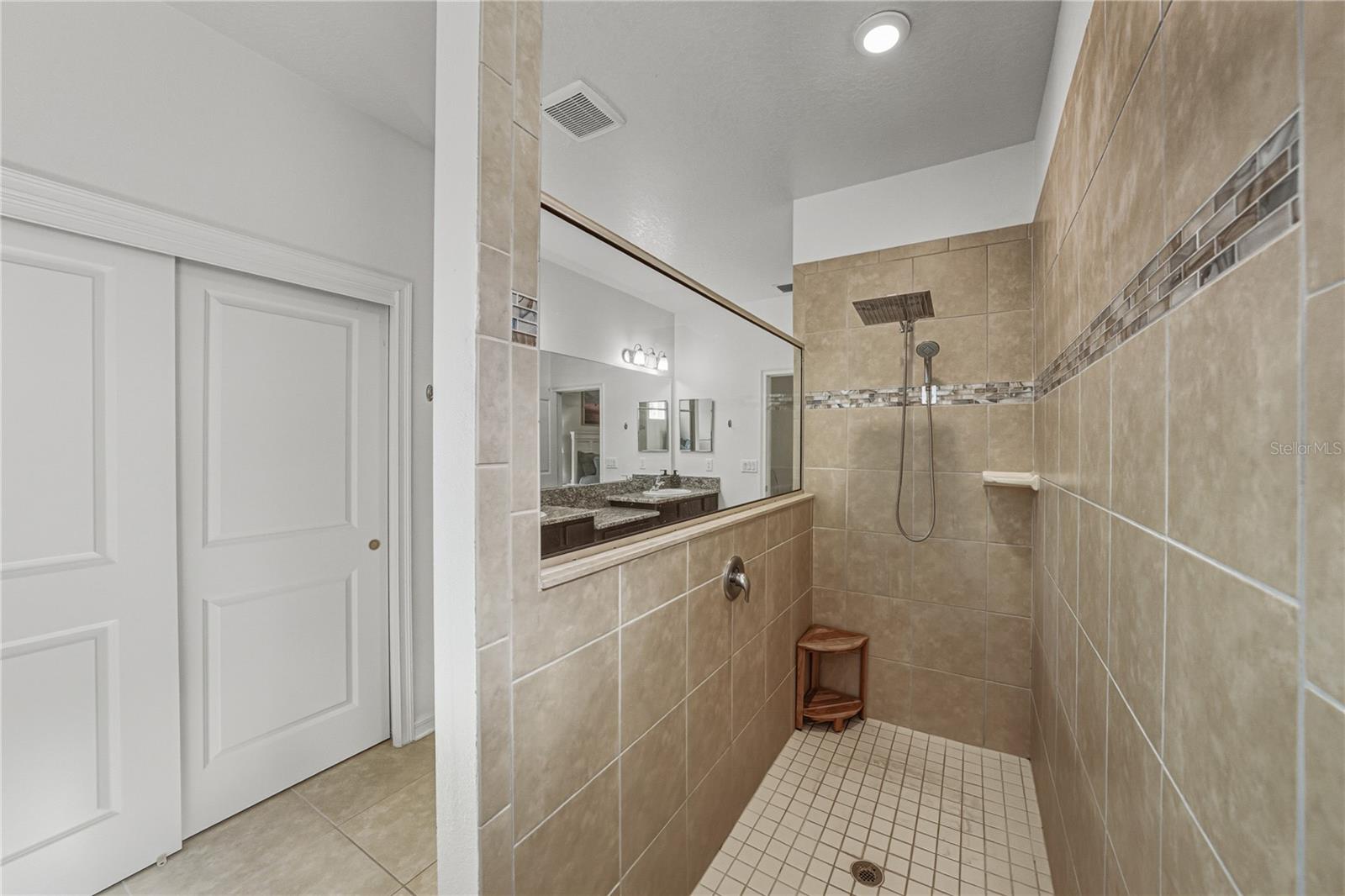 Image 42 of 75 For 6414 Doe Path Court