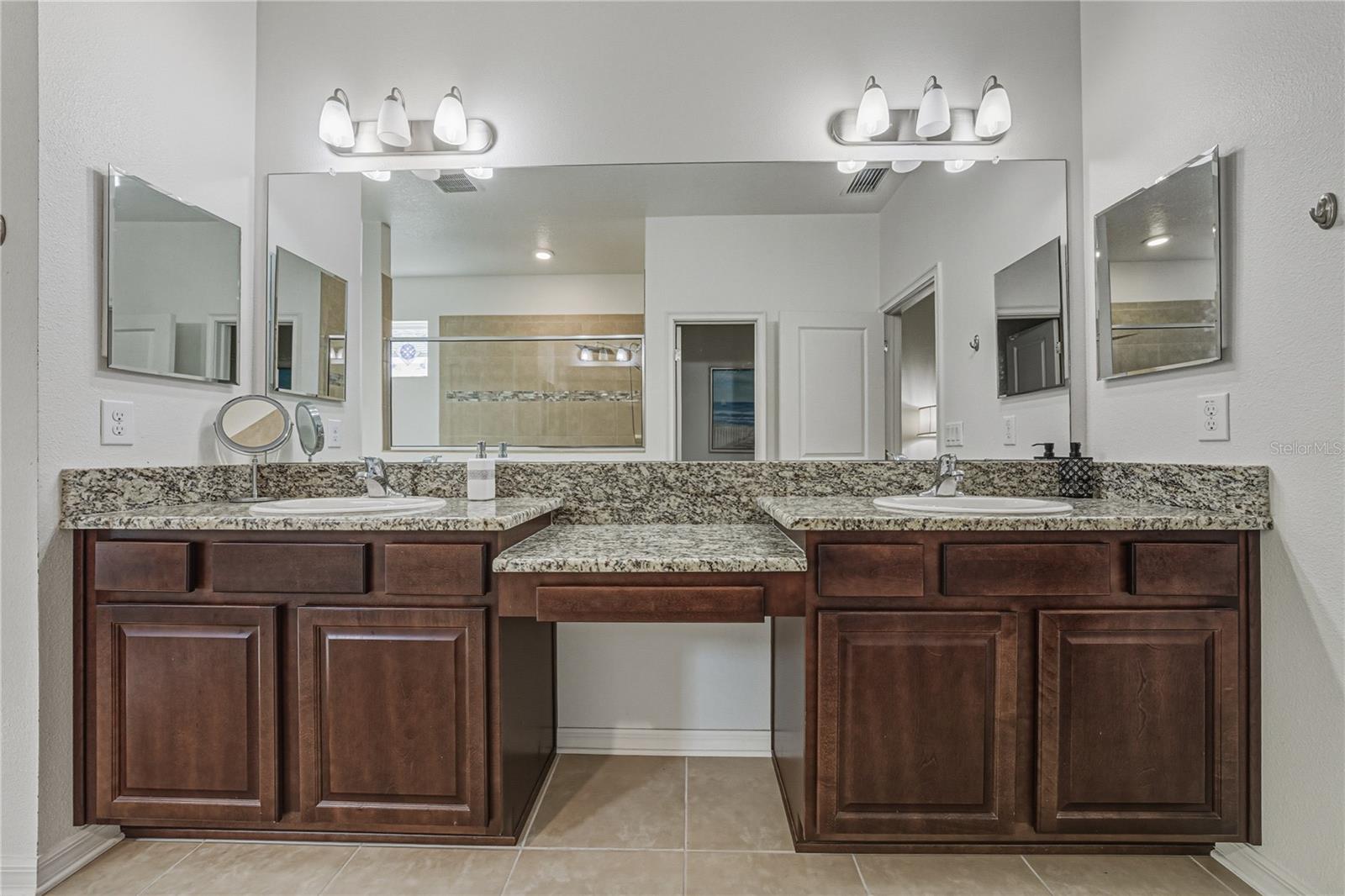 Image 44 of 75 For 6414 Doe Path Court