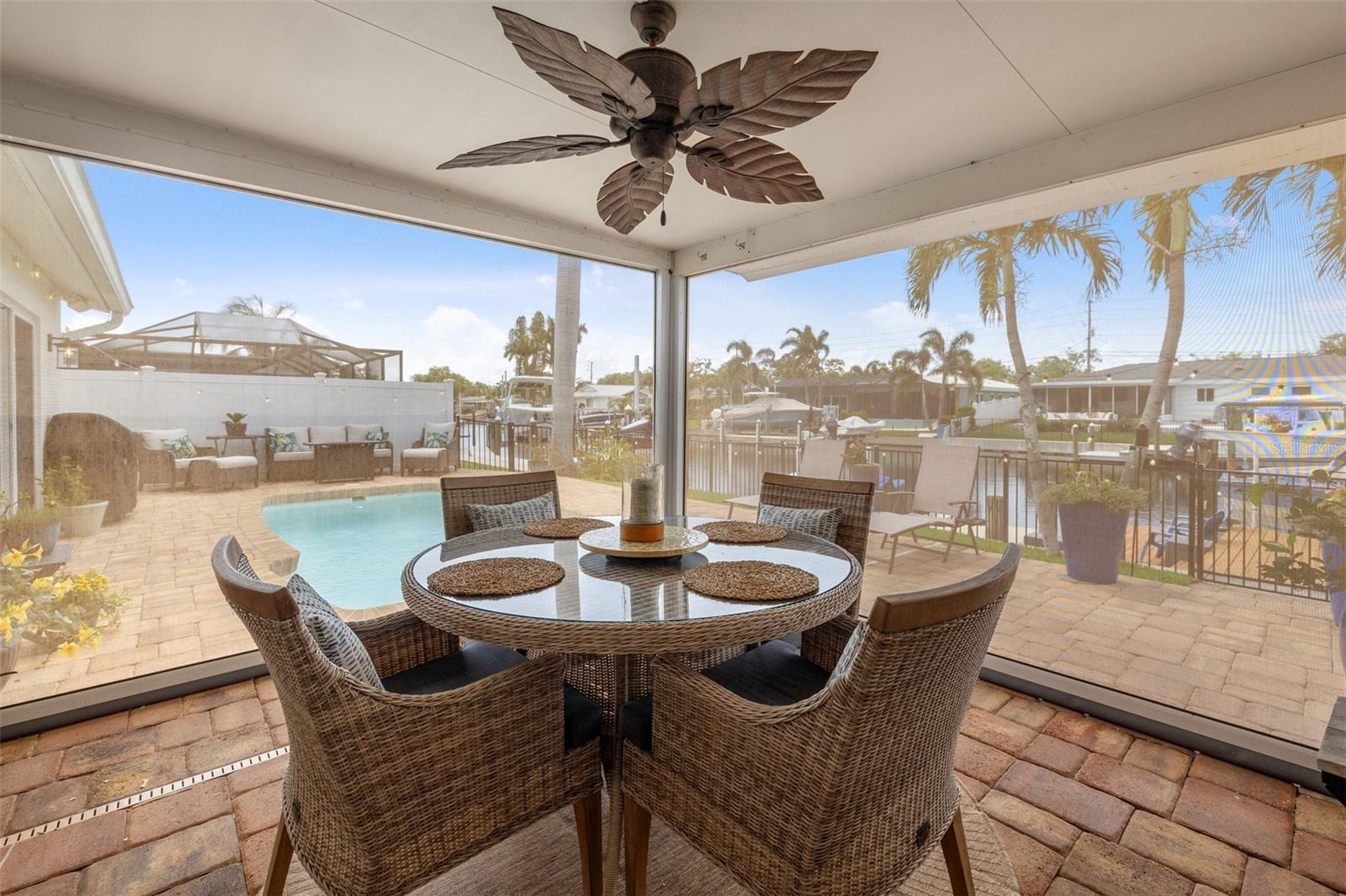 Image 23 of 63 For 1424 47th Avenue Ne