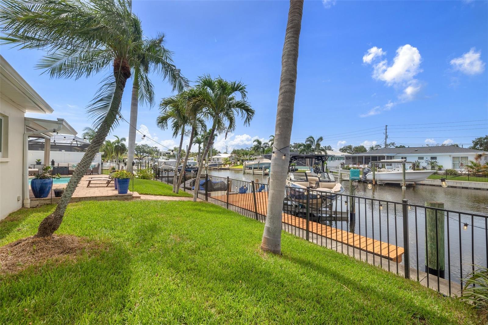 Image 42 of 63 For 1424 47th Avenue Ne