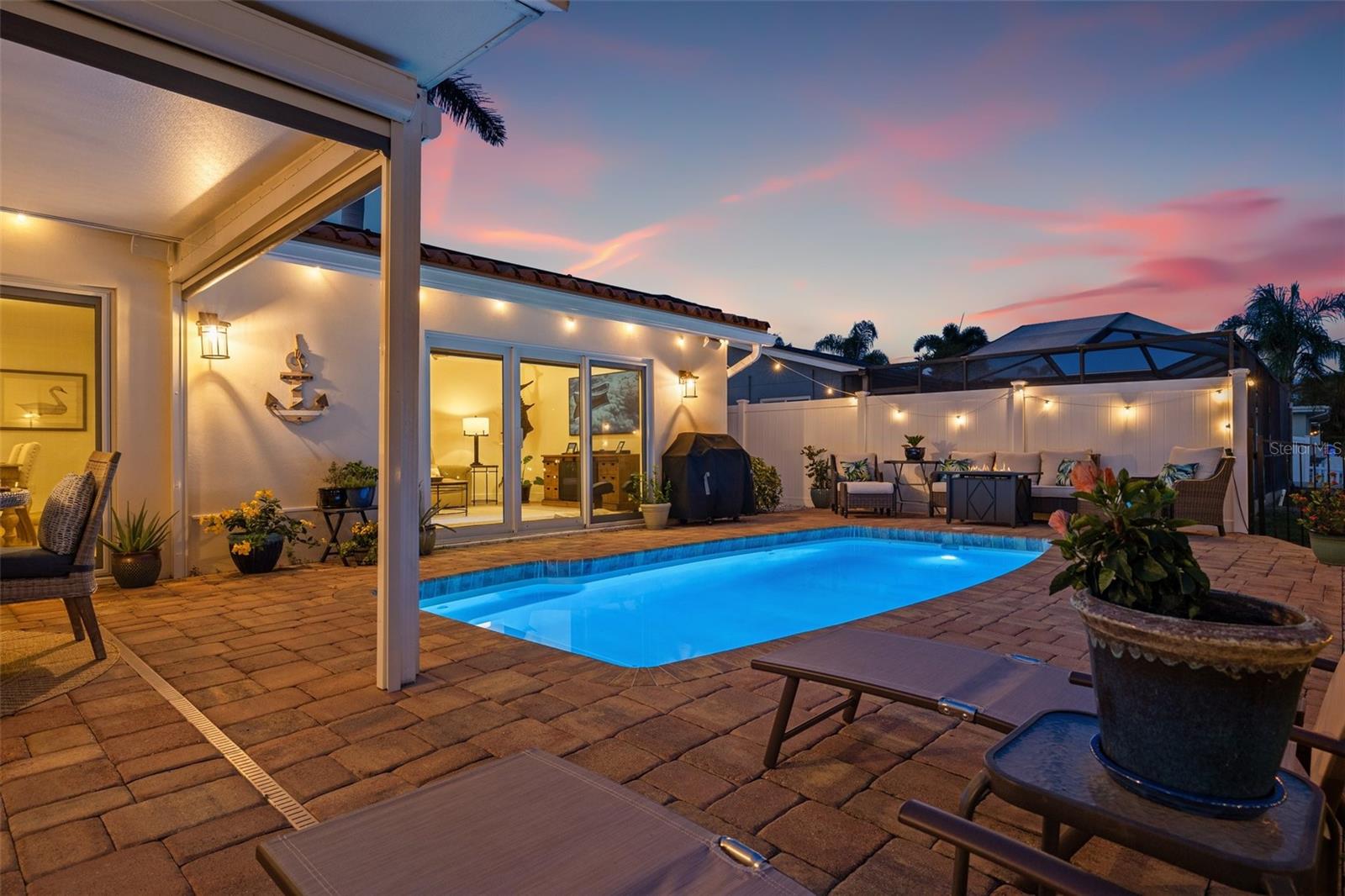 Image 54 of 63 For 1424 47th Avenue Ne