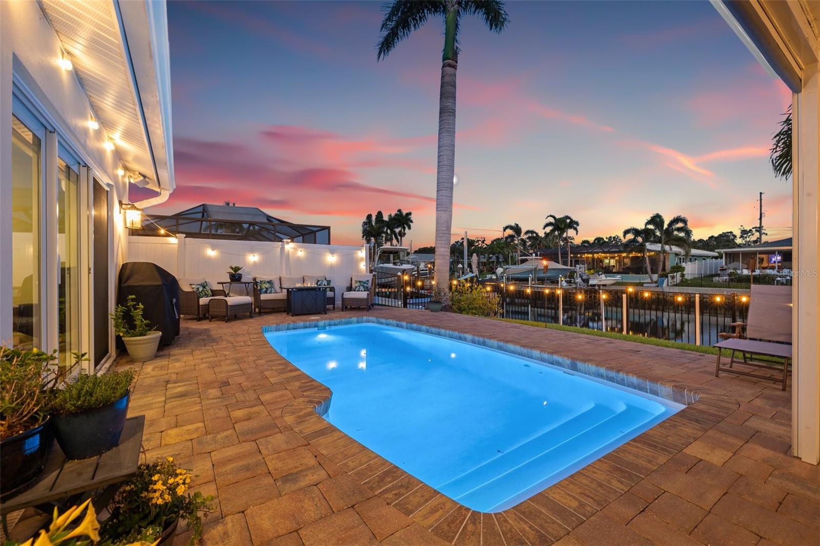 Image 55 of 63 For 1424 47th Avenue Ne