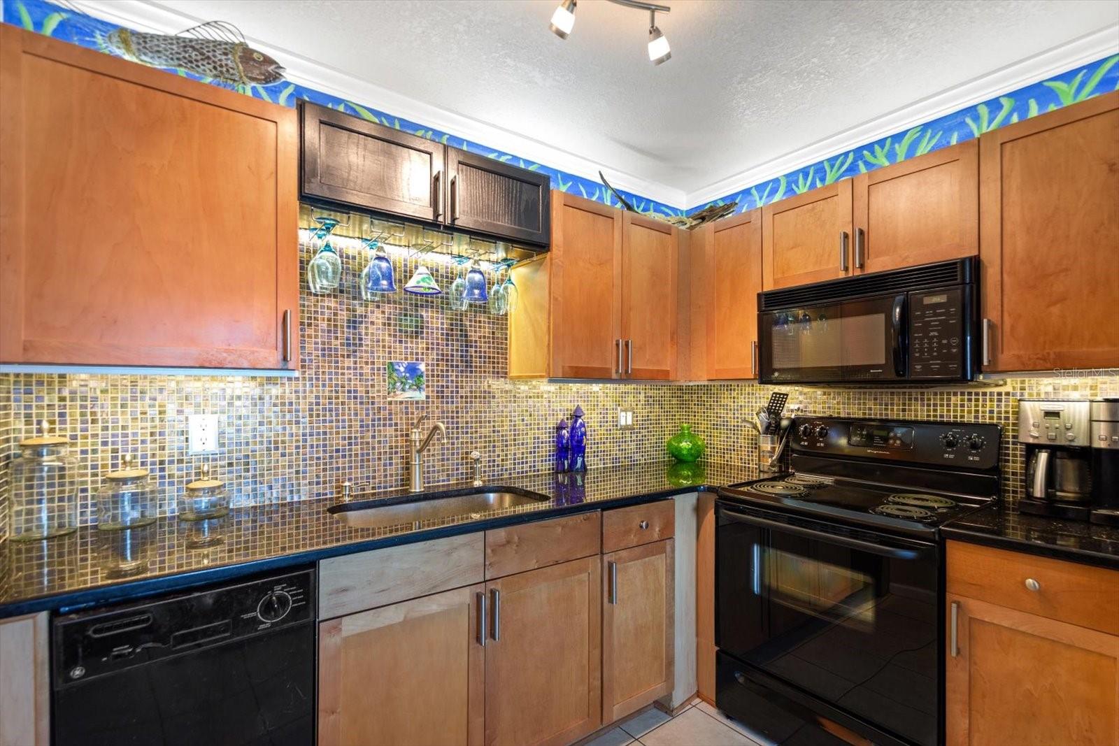 Image 9 of 45 For 158 Pompano Drive Se A