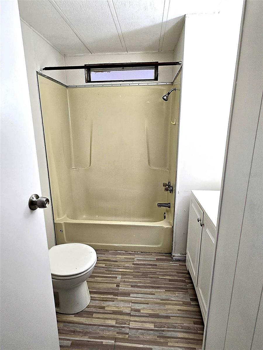 Image 16 of 20 For 7127 Commons Boulevard