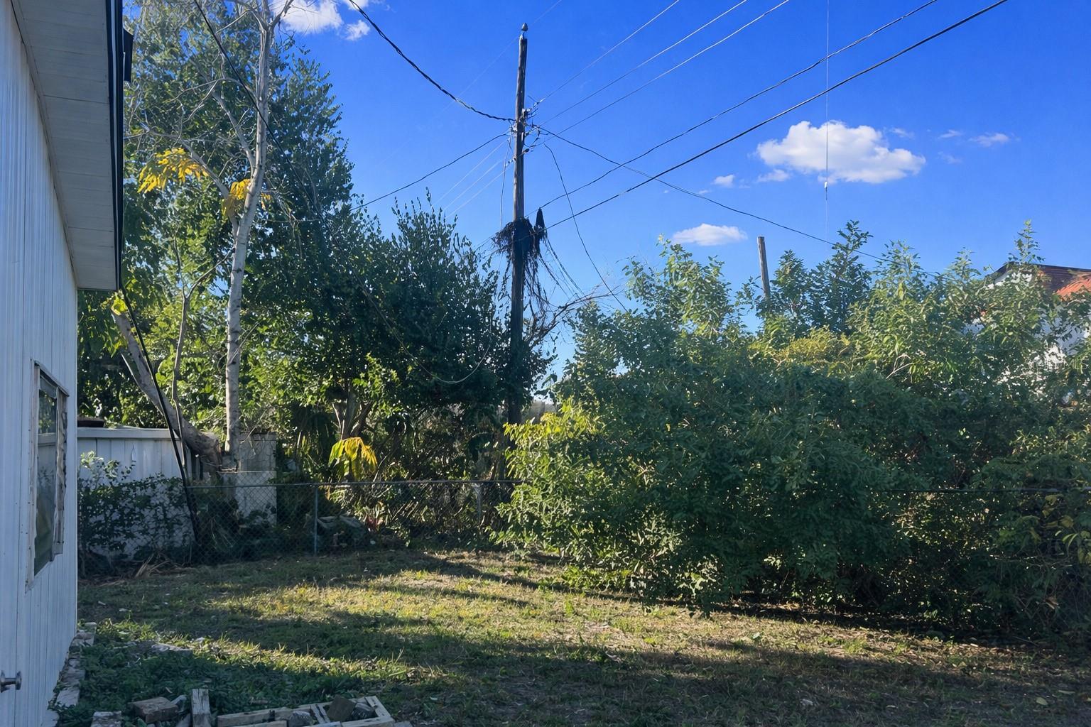 Image 20 of 20 For 7127 Commons Boulevard