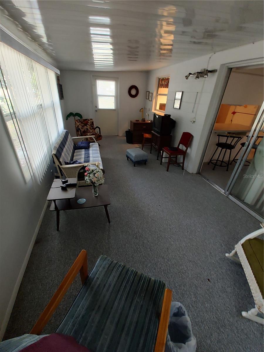 Image 11 of 19 For 38247 3rd Avenue