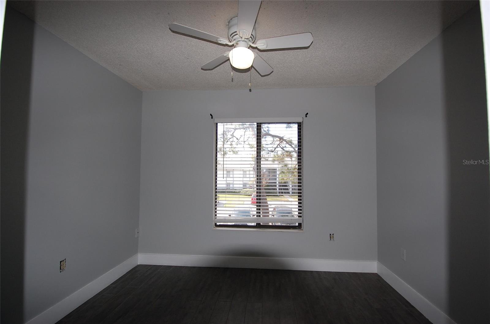 Image 13 of 28 For 1258 Pine Ridge Circle W E2