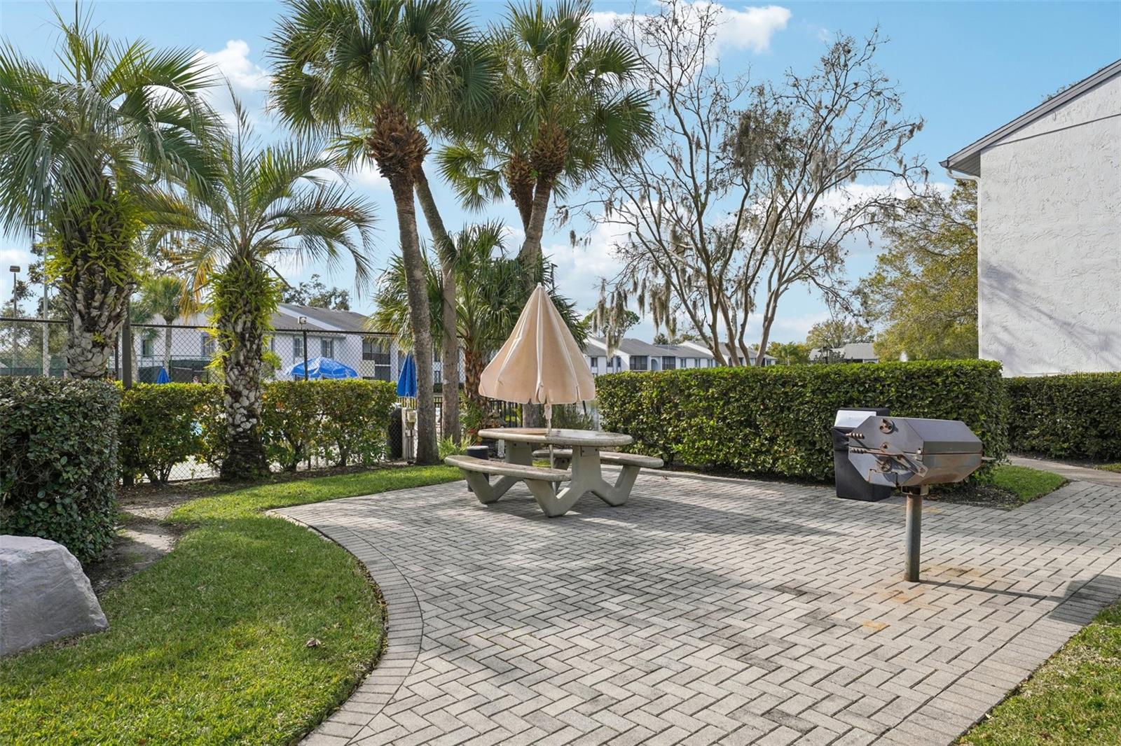 Image 24 of 28 For 1258 Pine Ridge Circle W E2