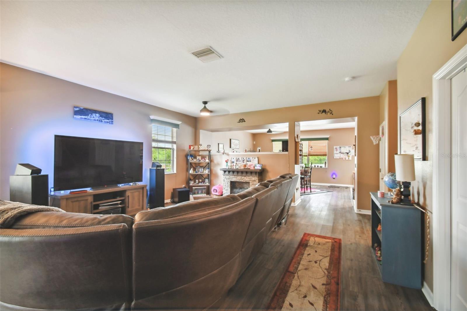 Image 4 of 29 For 6208 Cherry Blossom Trail