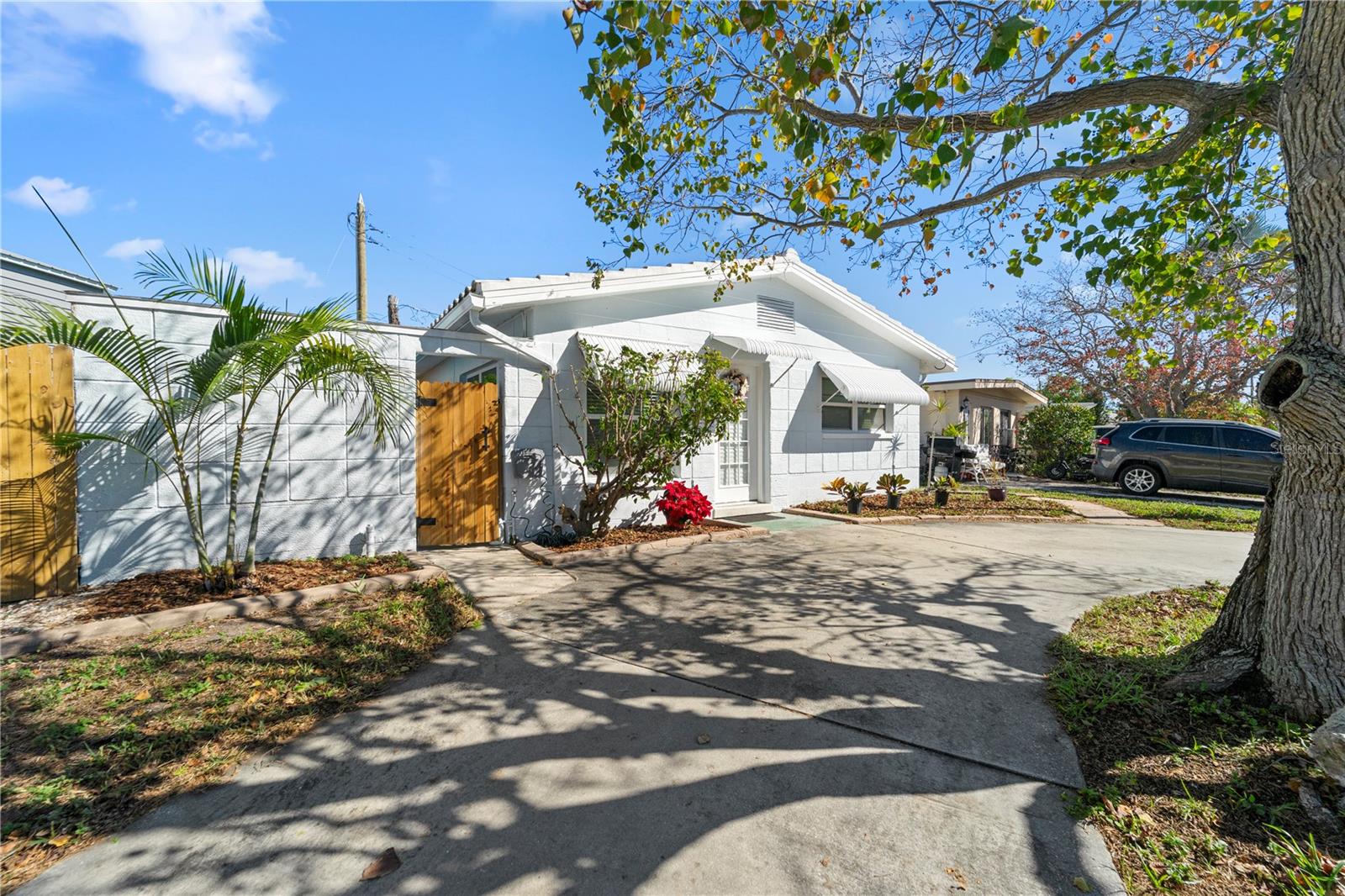 Details for 11155 2nd Street E, TREASURE ISLAND, FL 33706