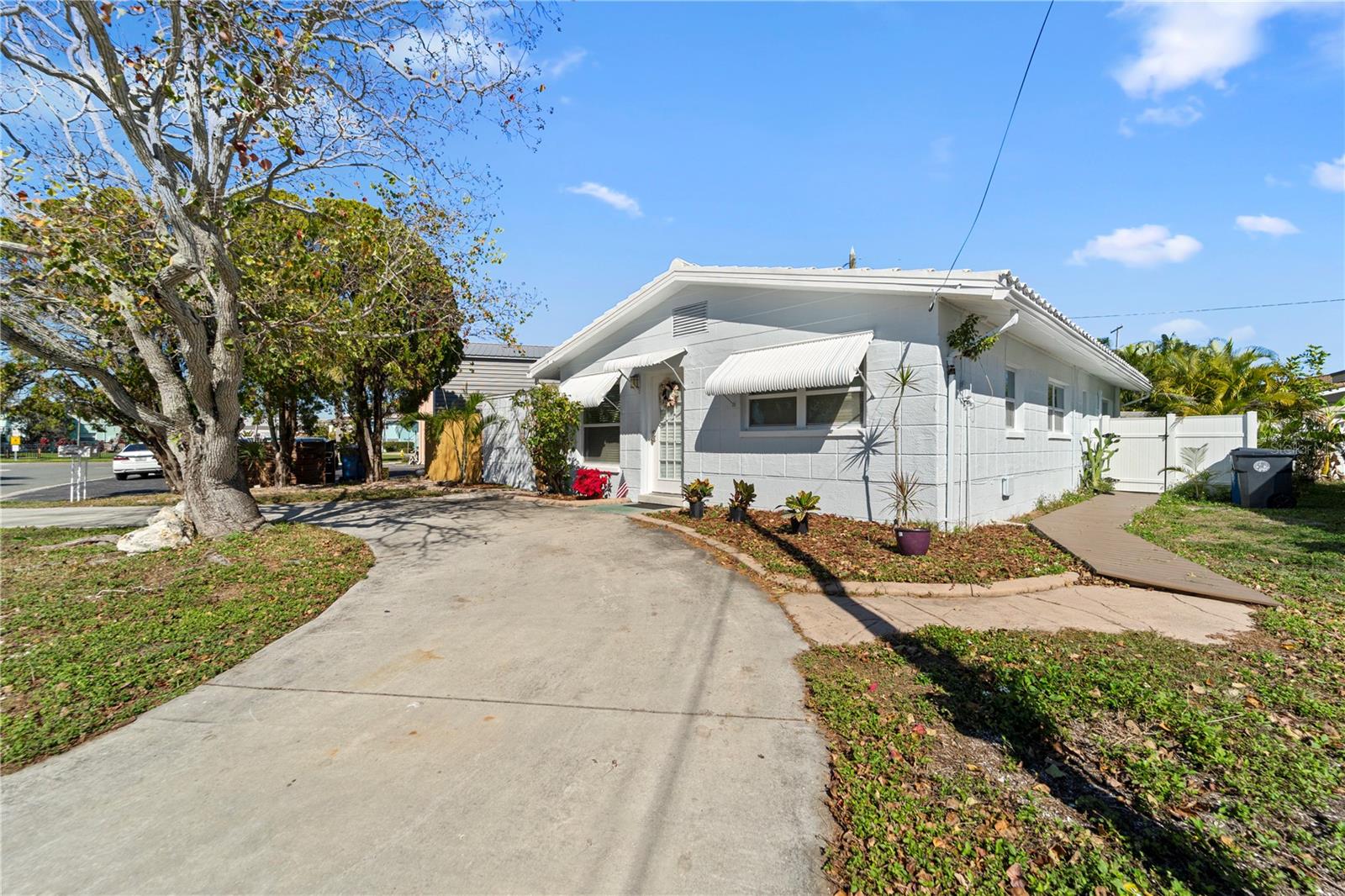 Image 6 of 34 For 11155 2nd Street E