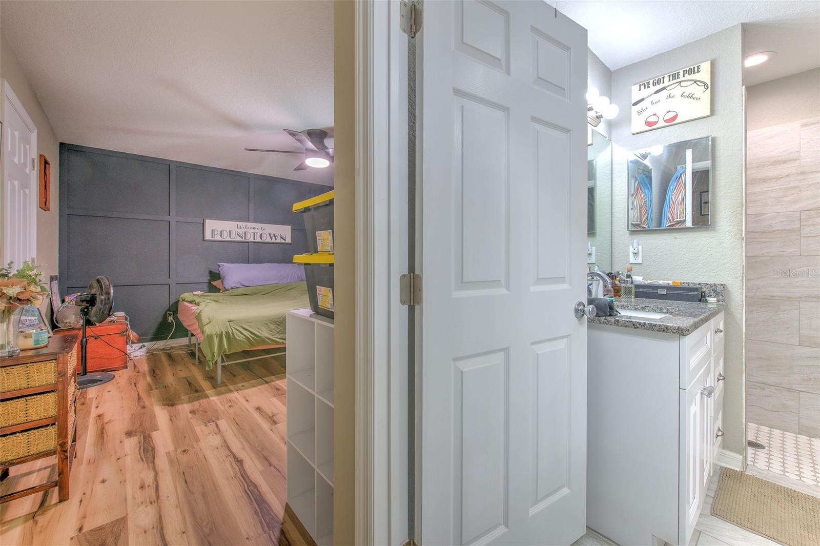 Image 19 of 41 For 38021 10 Th Ave