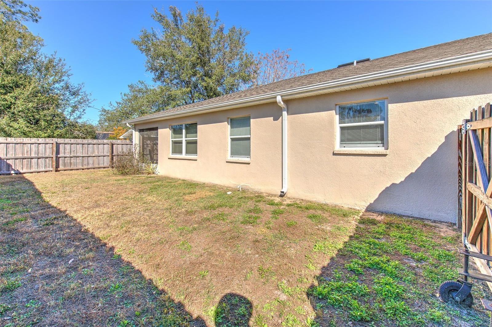 Image 30 of 41 For 38021 10 Th Ave