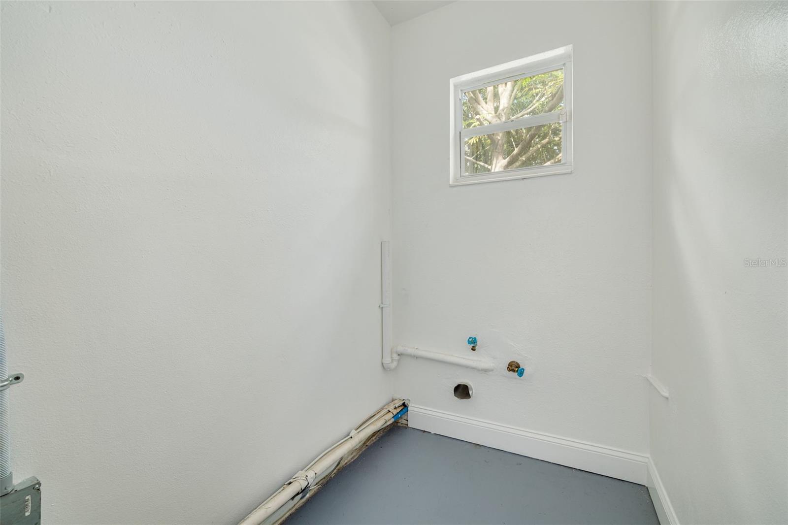 Image 24 of 34 For 5655 1st Avenue N