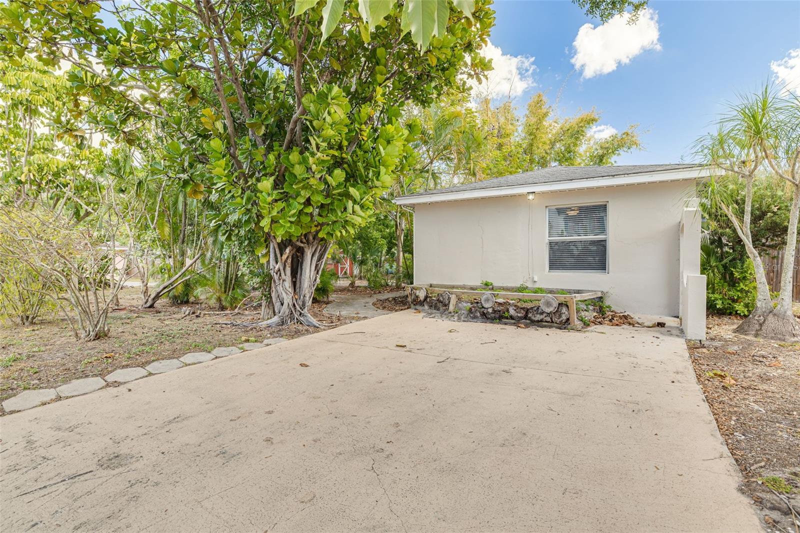 Image 30 of 34 For 5655 1st Avenue N