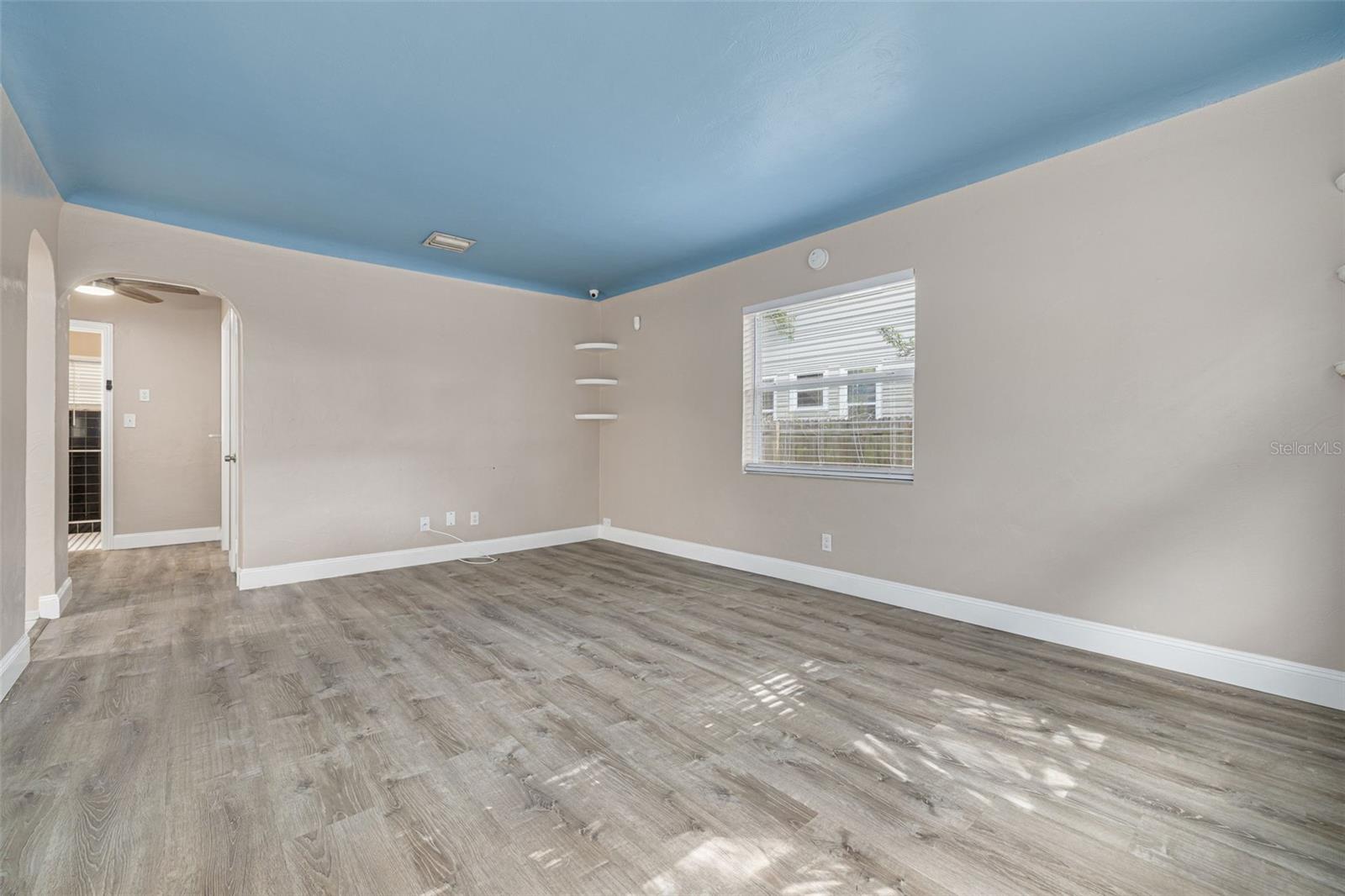 Image 8 of 34 For 5655 1st Avenue N