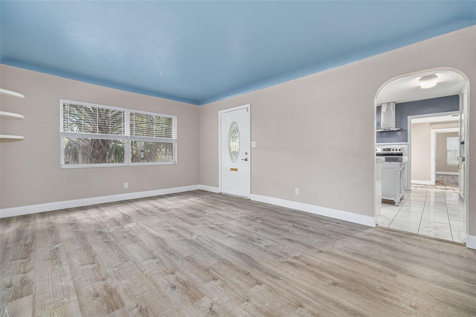 Image 9 of 34 For 5655 1st Avenue N