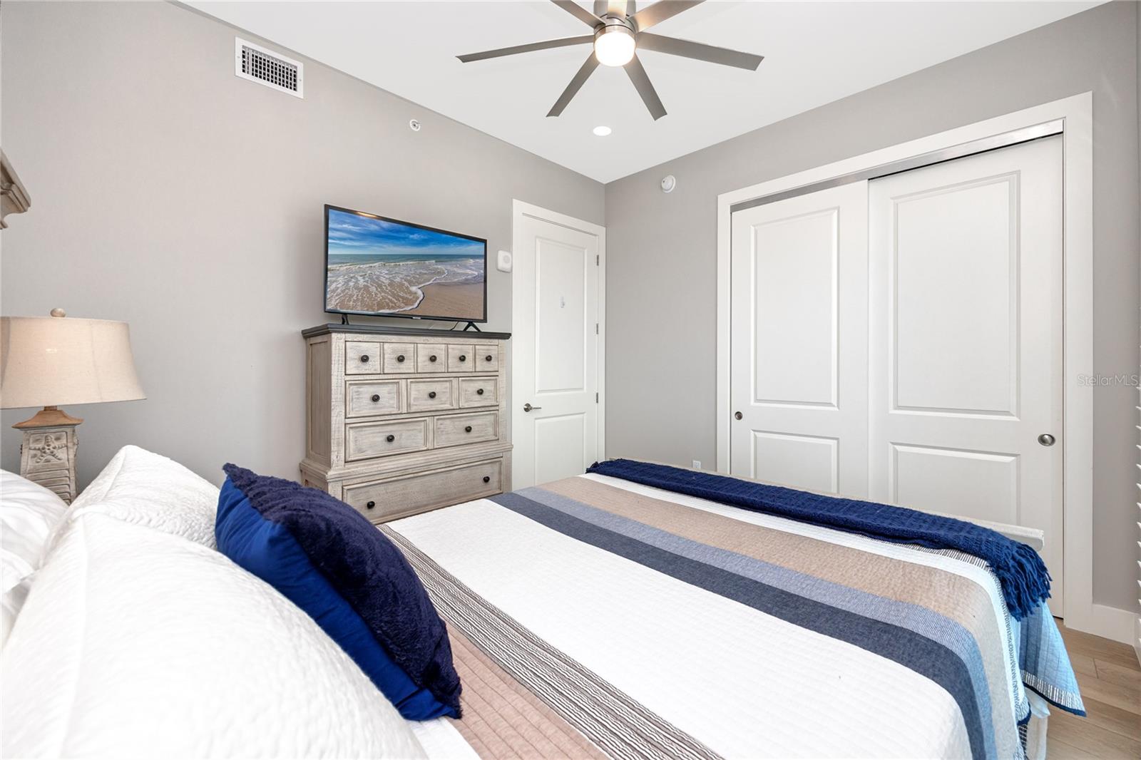 Image 39 of 52 For 300 150th Avenue 502