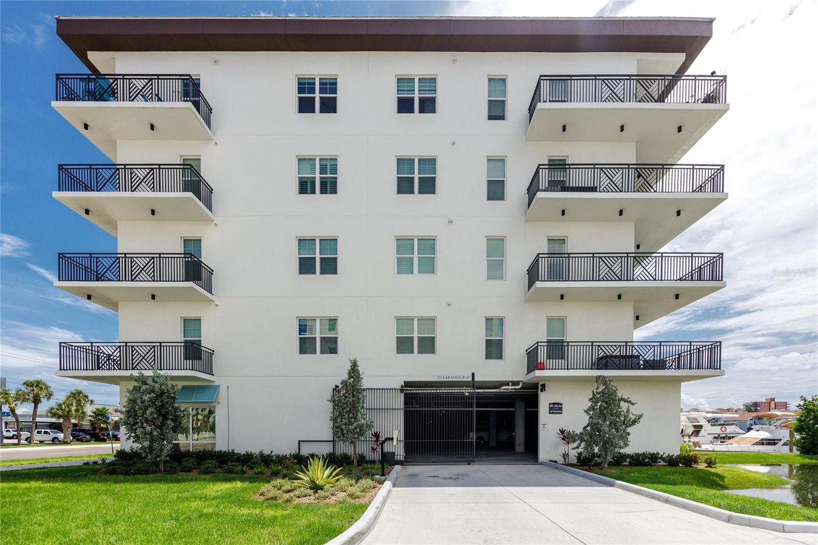 Image 40 of 52 For 300 150th Avenue 502