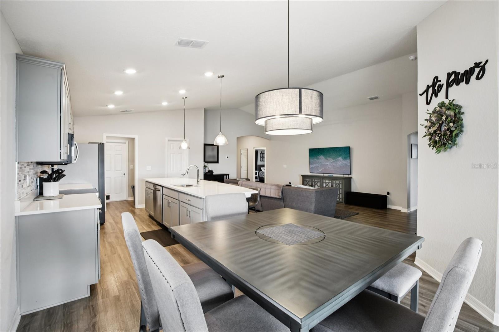 Image 13 of 33 For 12373 Marshland Street