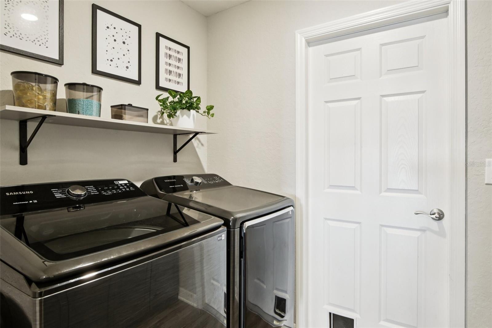 Image 21 of 33 For 12373 Marshland Street