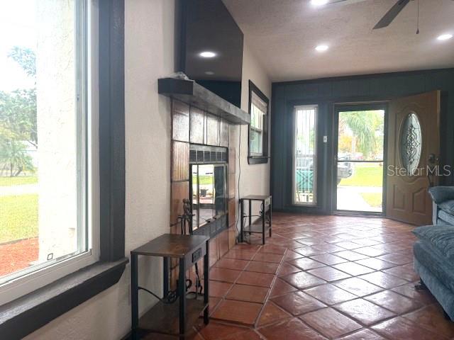 Image 9 of 19 For 14472 Valentine Drive