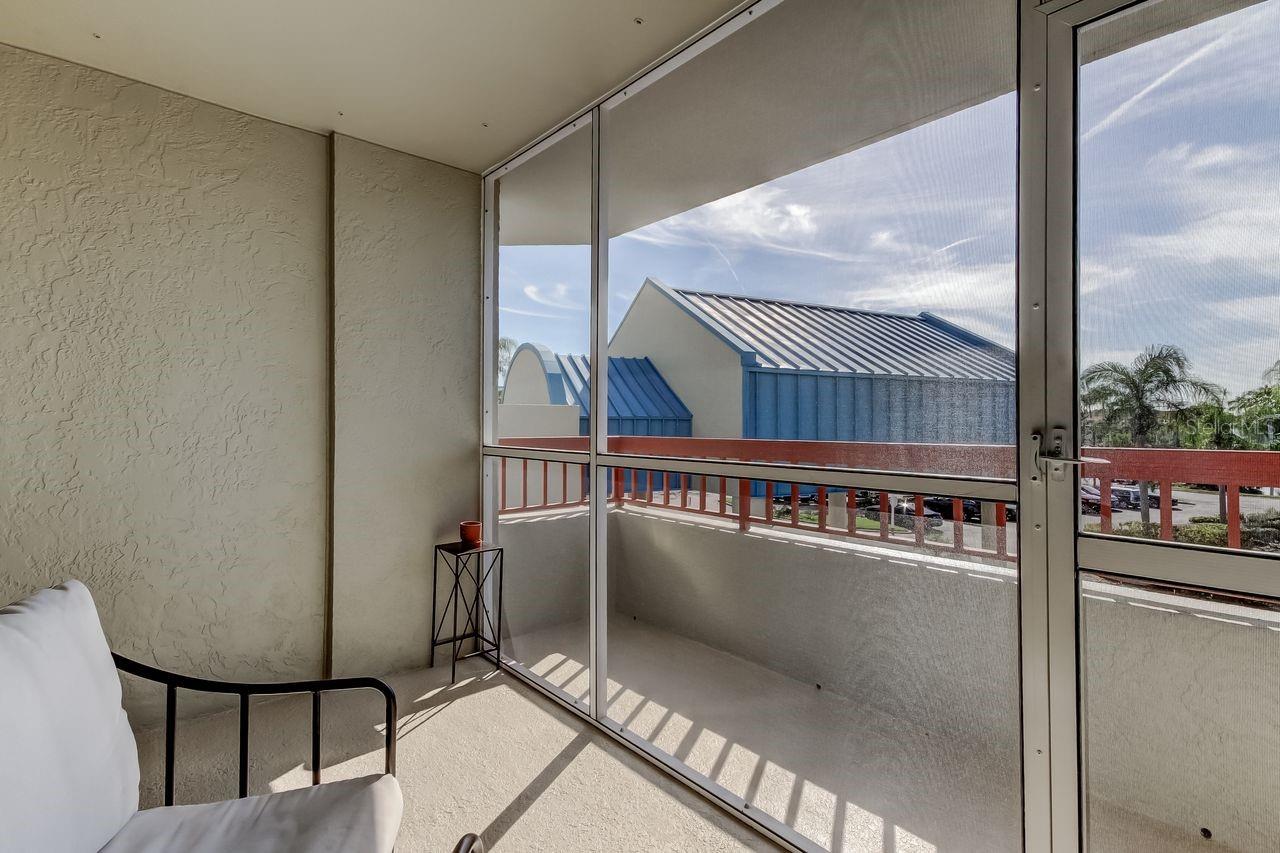 Image 13 of 41 For 2333 Feather Sound Drive B211