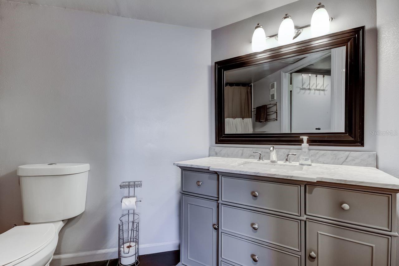 Image 23 of 41 For 2333 Feather Sound Drive B211