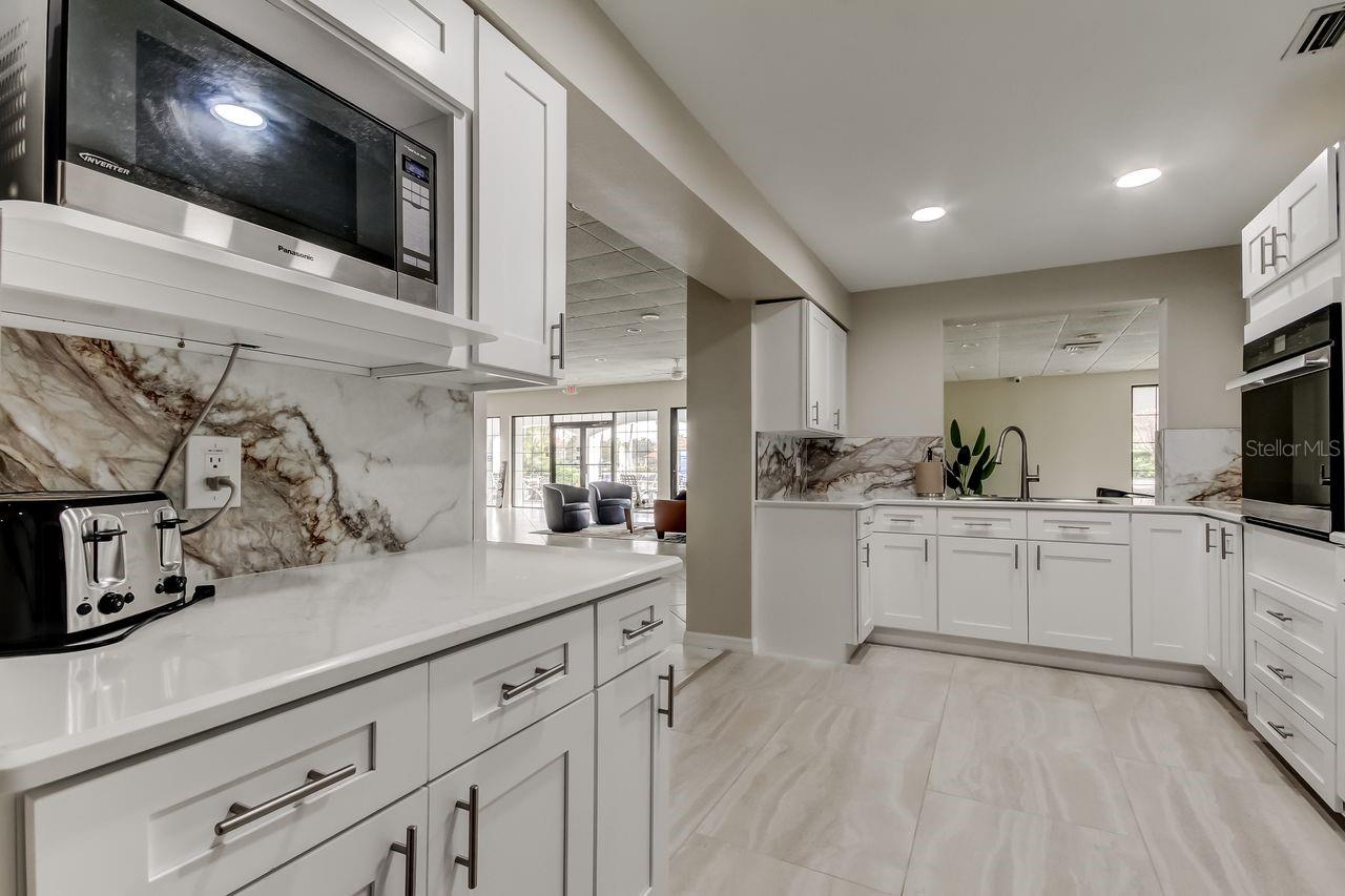 Image 32 of 41 For 2333 Feather Sound Drive B211