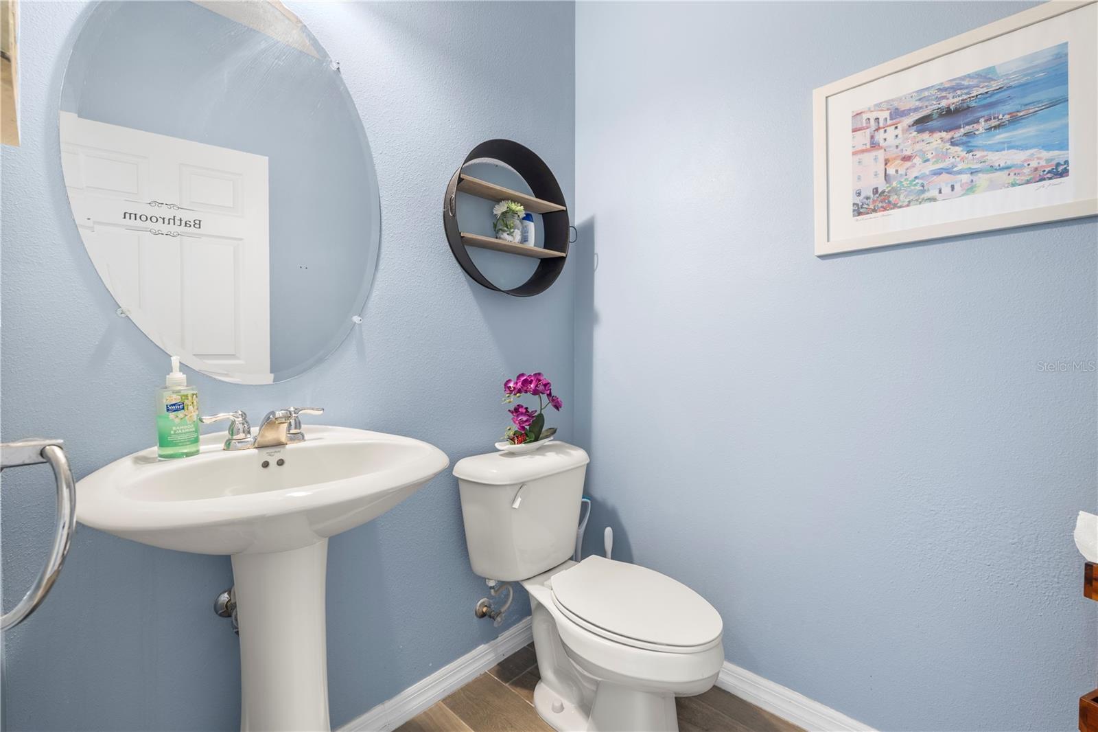 Image 22 of 64 For 1565 Feather Grass Loop