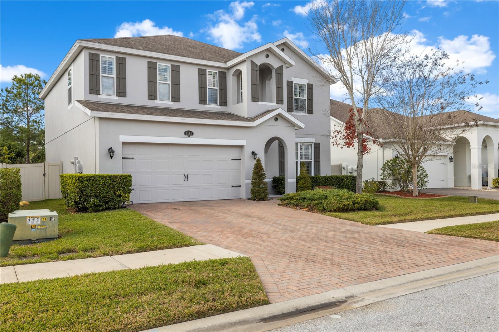 Image 50 of 64 For 1565 Feather Grass Loop