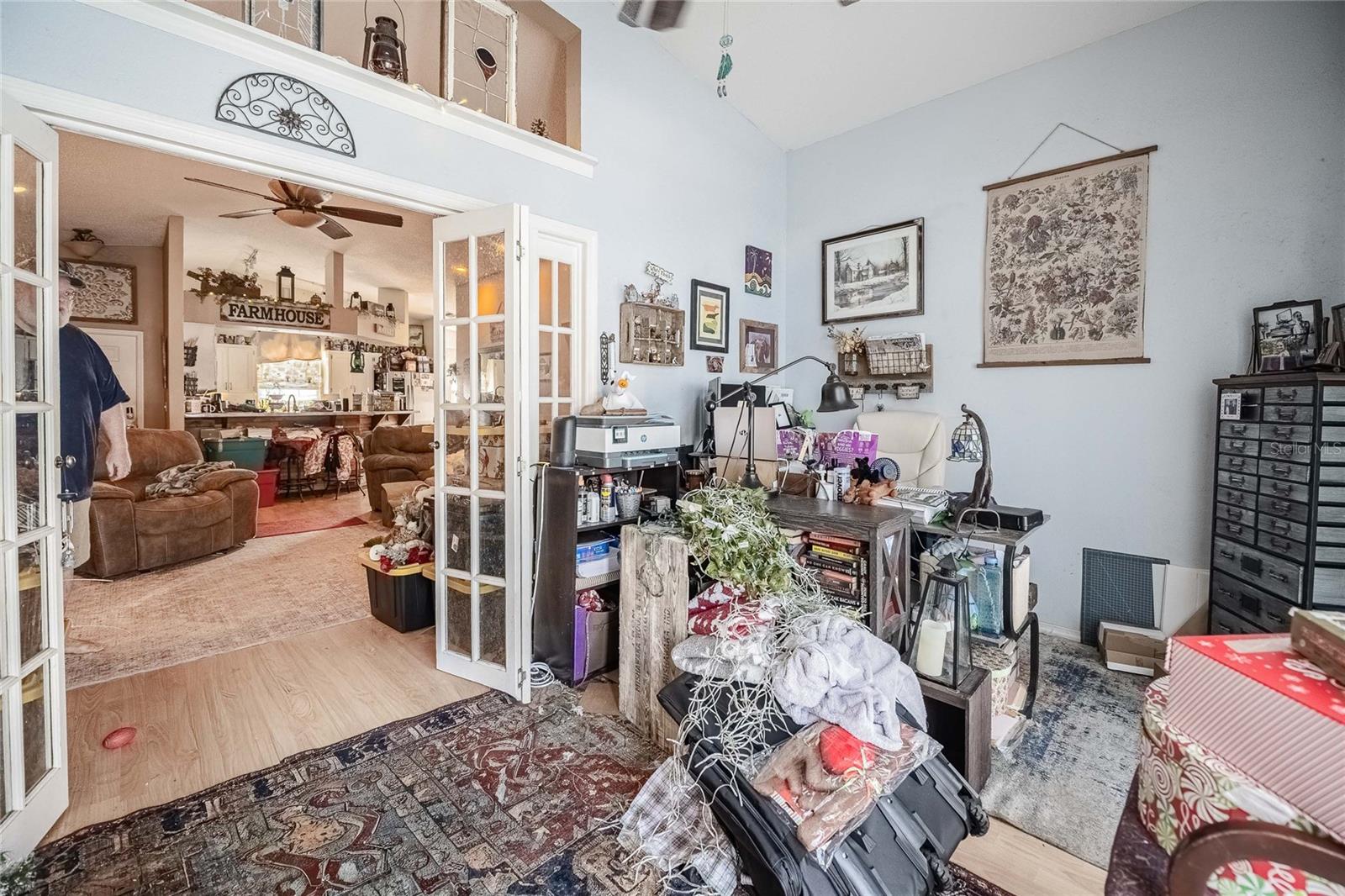 Image 15 of 30 For 463 Emerald Cove Loop