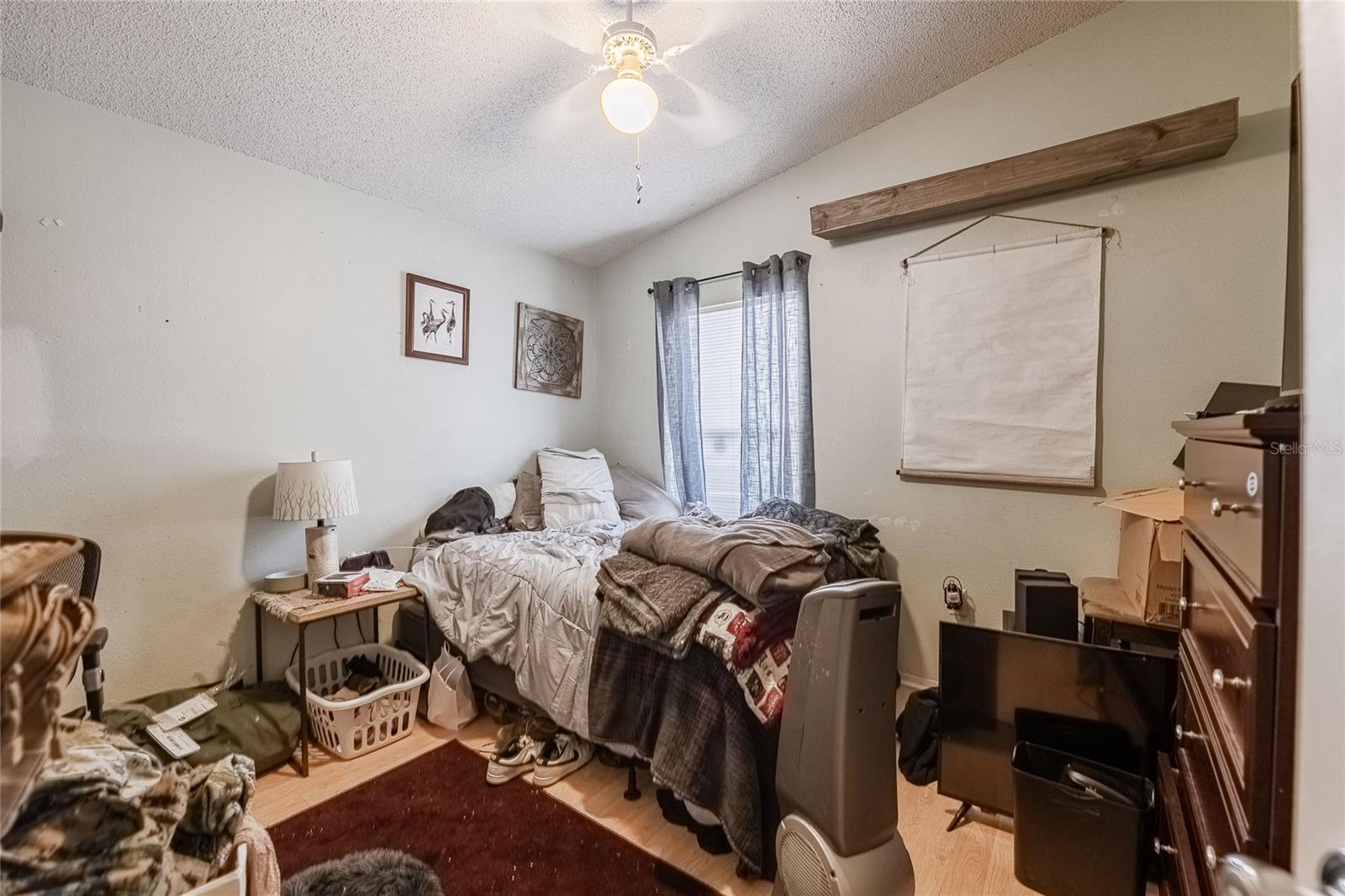 Image 23 of 30 For 463 Emerald Cove Loop