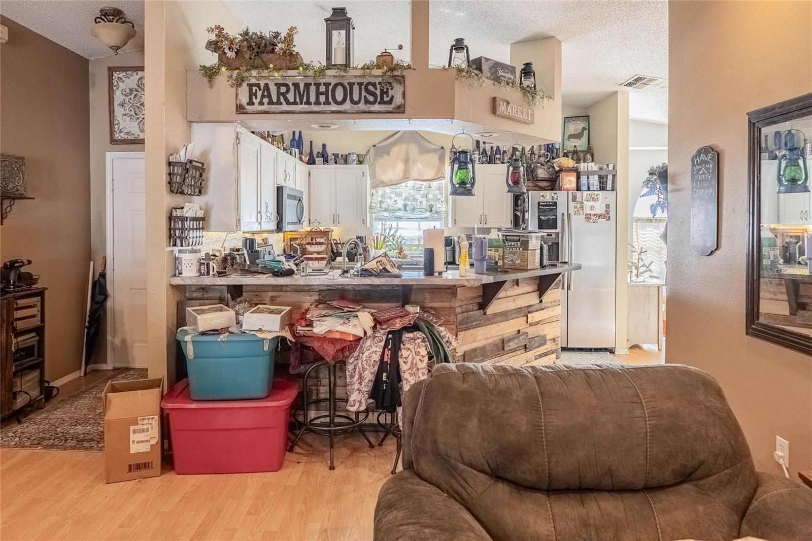 Image 9 of 30 For 463 Emerald Cove Loop