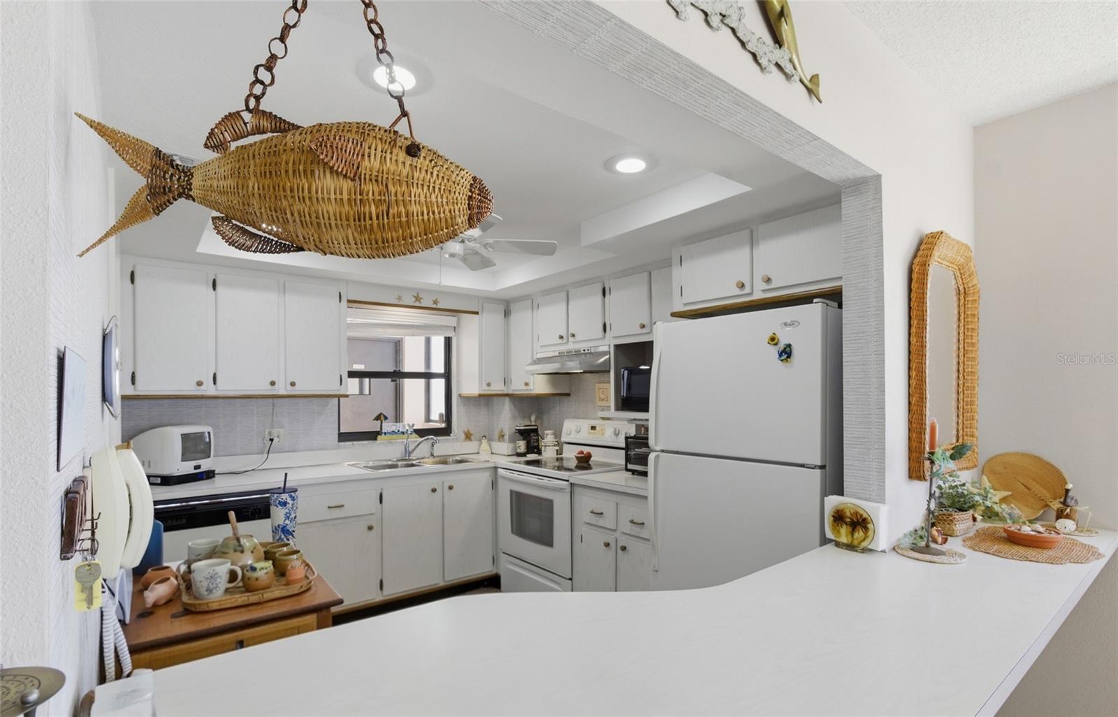 Image 11 of 34 For 1270 Gulf Boulevard 801