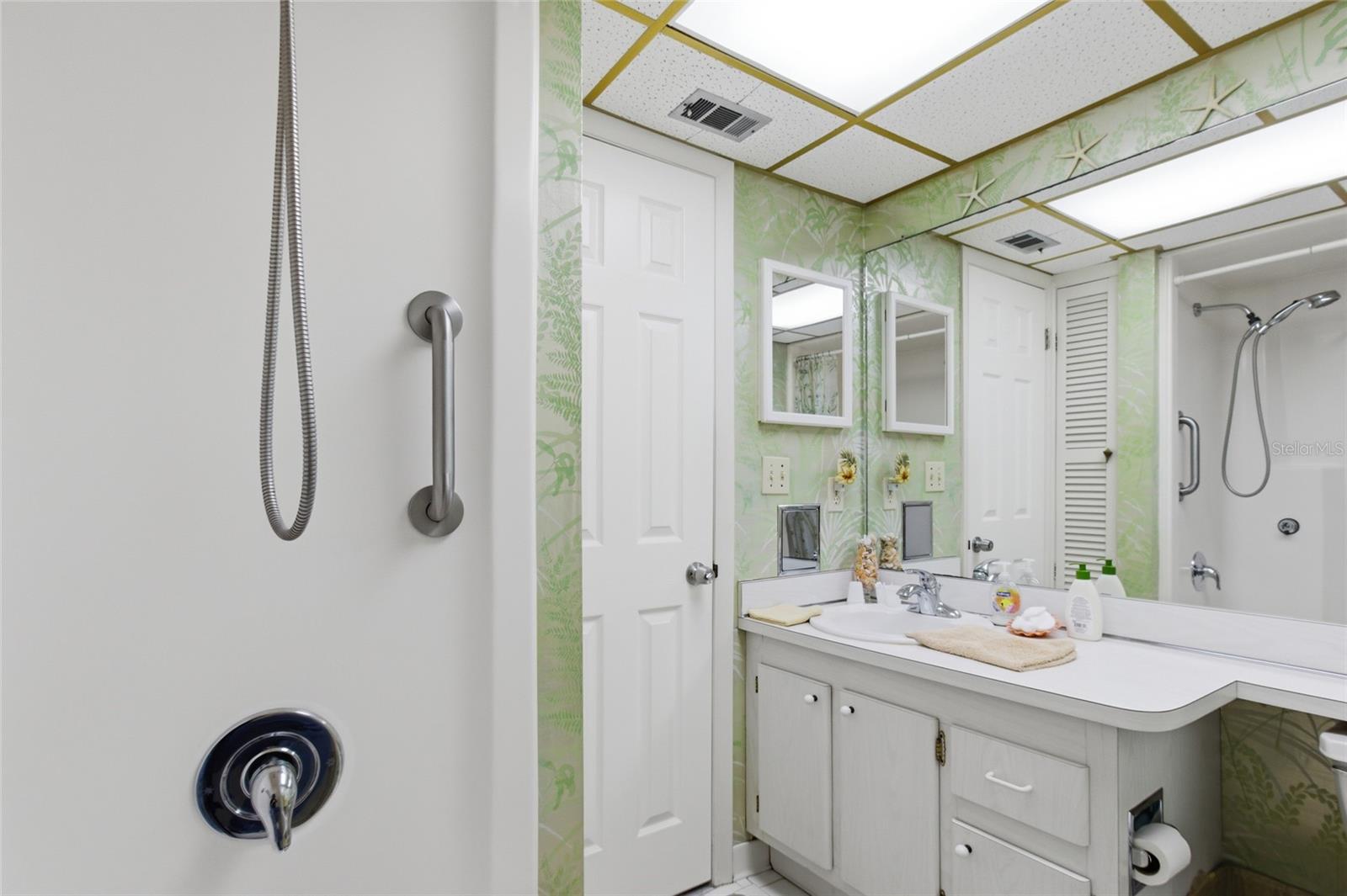 Image 23 of 34 For 1270 Gulf Boulevard 801